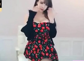 Sexy cute asian dance